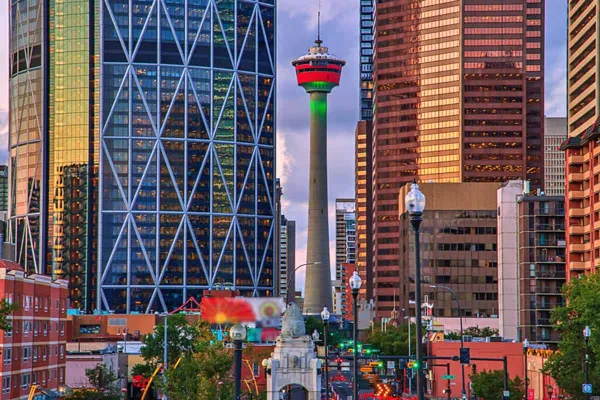 Tháp Calgary (Calgary Tower)