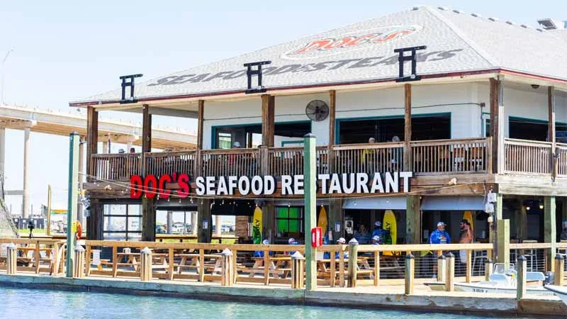 Doc’s Seafood & Steaks