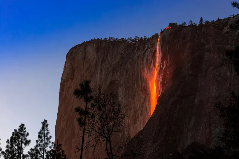 Thác Lửa Horsetail Fall