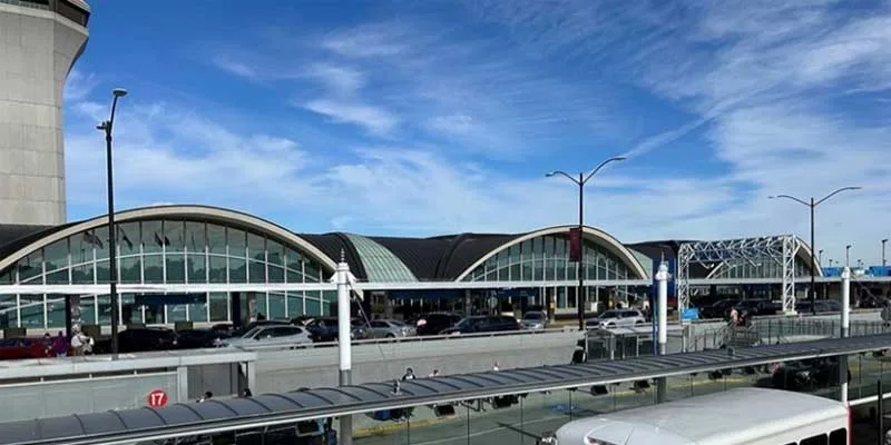 St. Louis Lambert International Airport (STL)