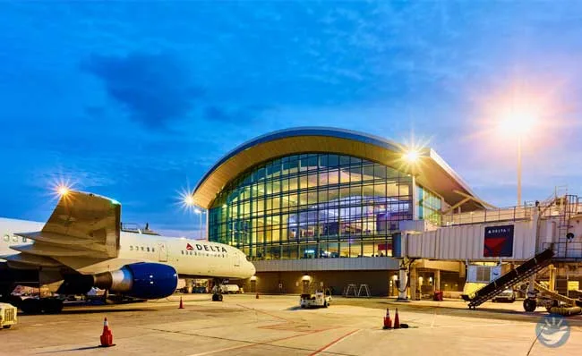 Sân bay Quốc tế Fort Lauderdale Hollywood FLL tại Florida Mỹ