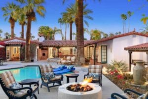 Ngôi nhà Lucy-House