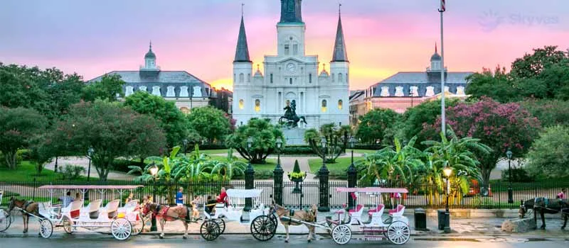 Jackson Square & Nhà thờ St. Louis Cathedral